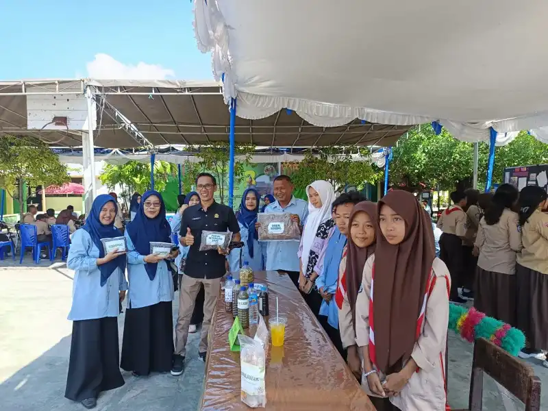 Anggota Komisi IV DPRD Sumbawa Dukung Gelar Karya Siswa di SMPN 3 Sumbawa Besar