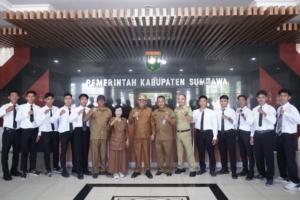 10 Pelajar Sumbawa Lulus Program LKI Panasonic