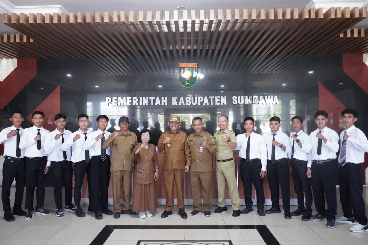 10 Pelajar Sumbawa Lulus Program LKI Panasonic