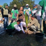 DCP PKB Sumbawa Gotong Royong dan Tanam Pohon di Selipir Ate