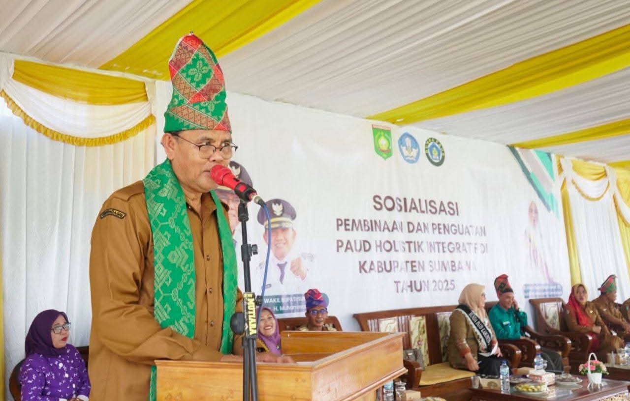 Bupati Sumbawa Nilai Pendidikan Usia Dini Adalah Investasi Jangka Panjang