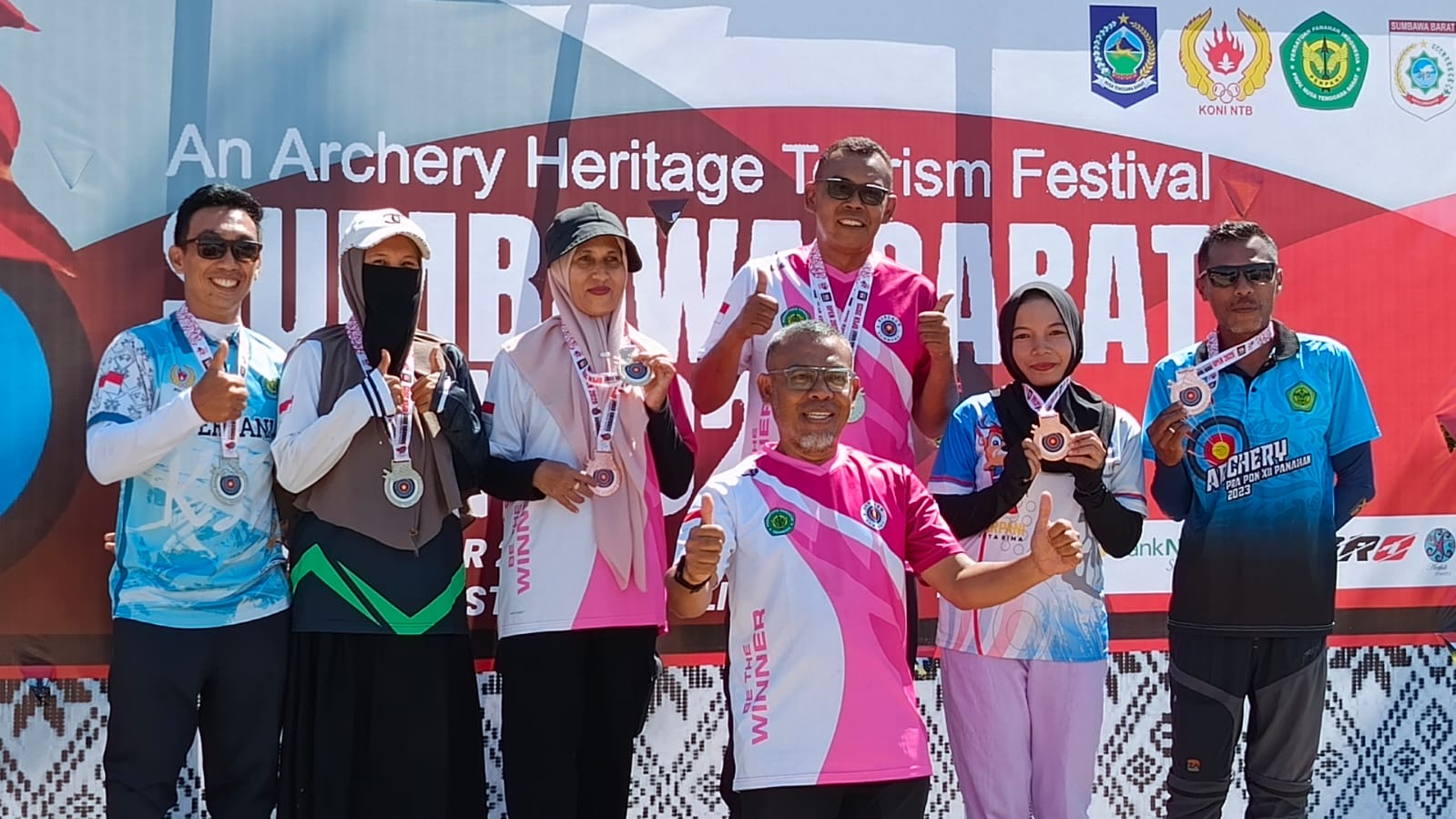 Torehkan 10 Medali di Turnamen KSB, Ketua Perpani Bangga dengan Atlet Panahan Sumbawa