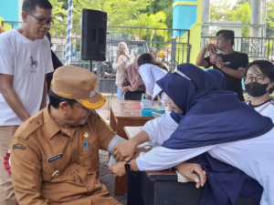 Dikes Sumbawa Gelar Pemeriksaan Kesehatan Gratis dan Sunat Massal