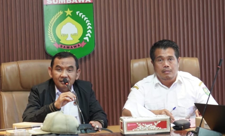 Pemda Sumbawa Ambil Langkah Tindak TPS Liar