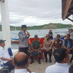 Menteri KP dan Bupati Sumbawa Tinjau Bantuan Fasilitas Nelayan di Pulau Bungin